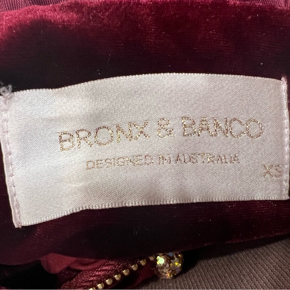 Gorgeous Bronx and Banco burgandy gown/dress. Mother of the bride/formal - Picture 7 of 10